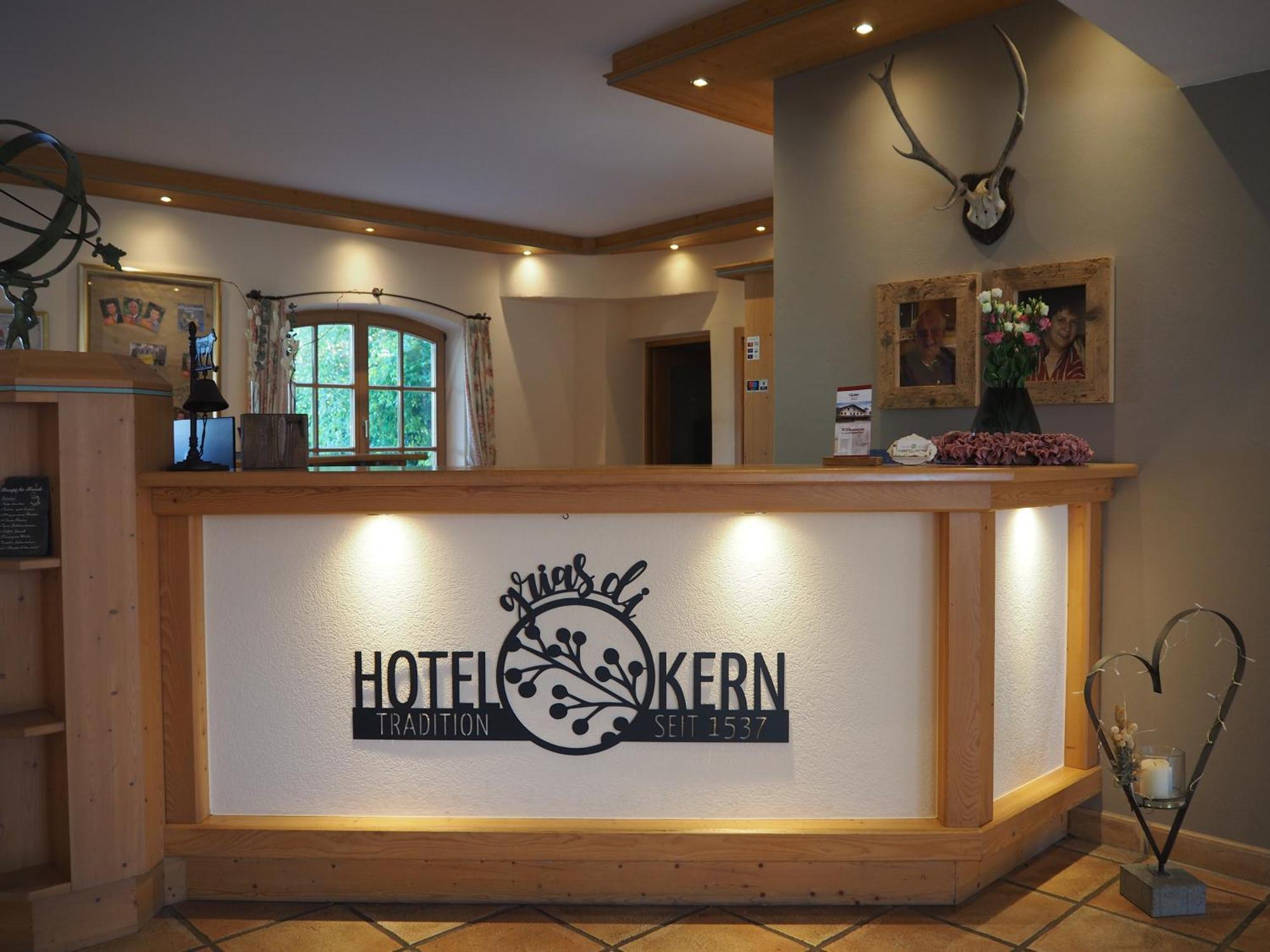 Hotel Garni Kern Halfing Ngoại thất bức ảnh